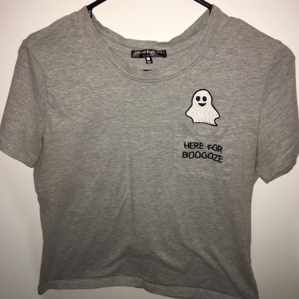 Halloween graphic tee size medium